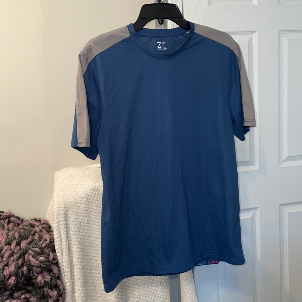 Men’s Zella NWT short sleeved crew neck athletic t-shirt , size M